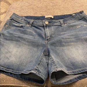 Seven Luxe Jean Shorts size 18